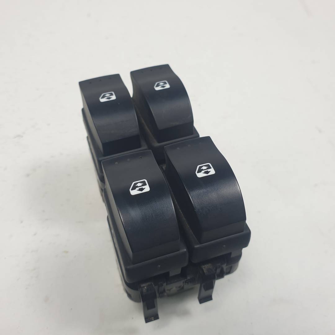 MANDO ELEVALUNAS DELANTERO IZQUIERDO - 315040A - RENAULT - MEGANE II BERLINA 5P