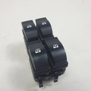 MANDO ELEVALUNAS DELANTERO IZQUIERDO 315040A RENAULT MEGANE II BERLINA 5P Autodesguaces Alicante