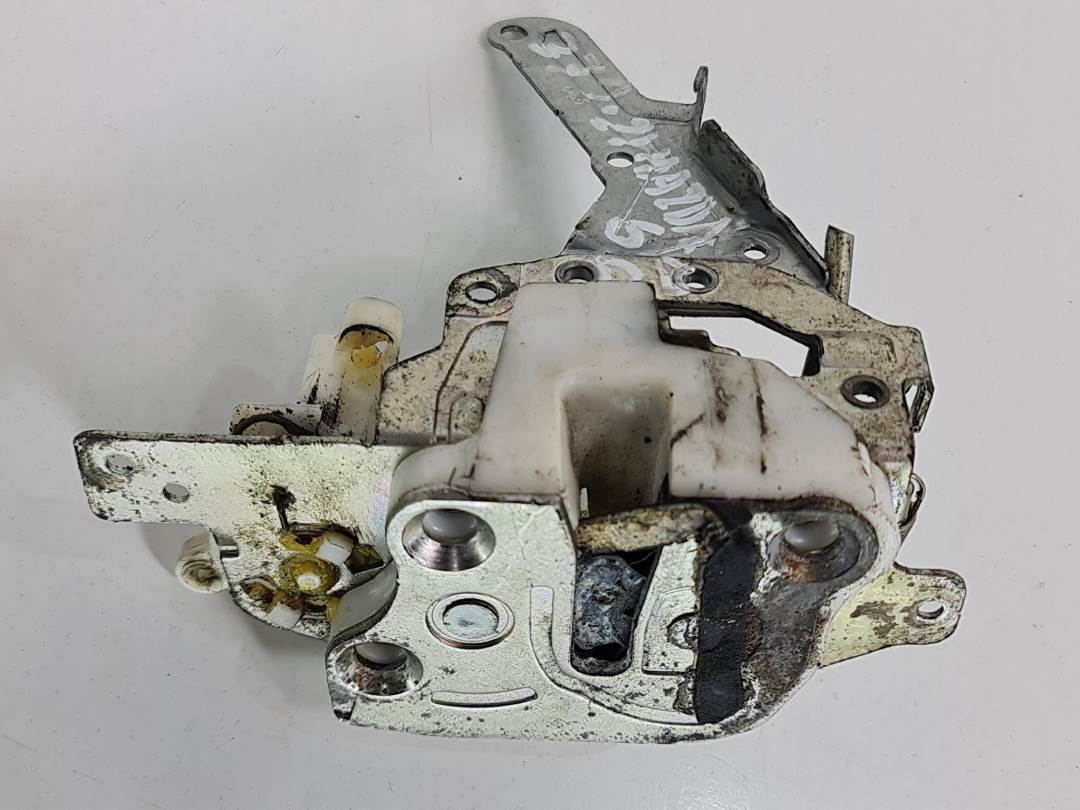 CERRADURA PUERTA DELANTERA DERECHA - MAZDA - 6 KOMBI (GH)
