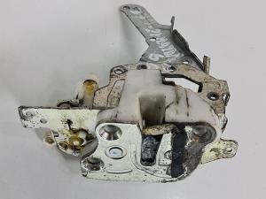 CERRADURA PUERTA DELANTERA DERECHA MAZDA 6 KOMBI (GH) Autodesguaces Alicante