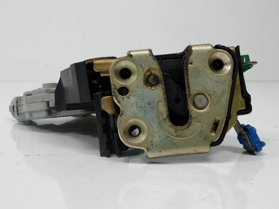 CERRADURA PUERTA DELANTERA DERECHA - NISSAN - ALMERA TINO (V10M)