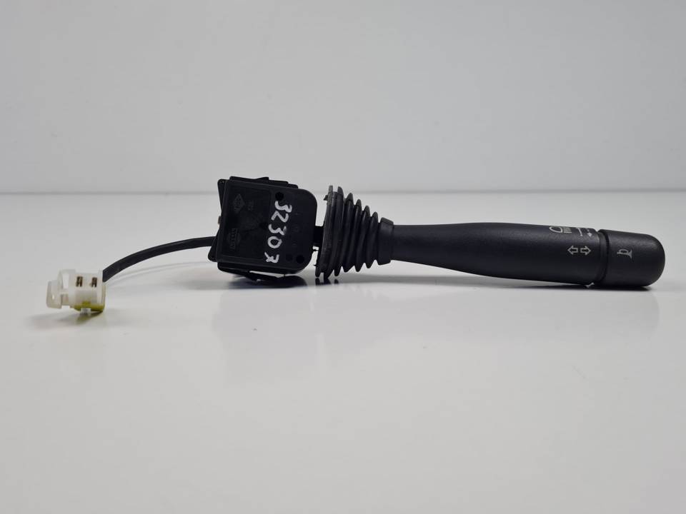 MANDO INTERMITENTES NISSAN ATLEON (TK) Autodesguaces Alicante