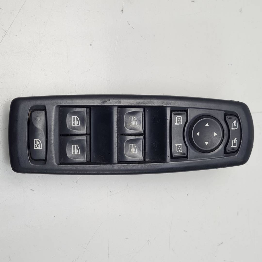 MANDO ELEVALUNAS DELANTERO IZQUIERDO - 809610006R - RENAULT - LAGUNA GRANDTOUR III