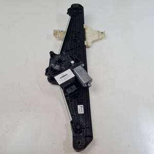 ELEVALUNAS TRASERO DERECHO 9822455280 CITROEN C5 AIRCROSS Autodesguaces Alicante