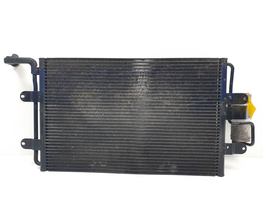 CONDENSADOR / RADIADOR AIRE ACONDICIONADO - 1J0820411D - VOLKSWAGEN - GOLF IV BERLINA (1J1)