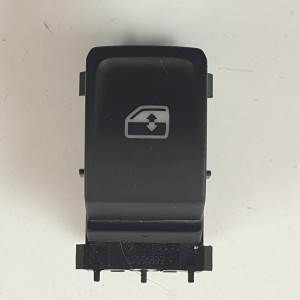 MANDO ELEVALUNAS TRASERO IZQUIERDO 5G0959855P SEAT ARONA Autodesguaces Alicante