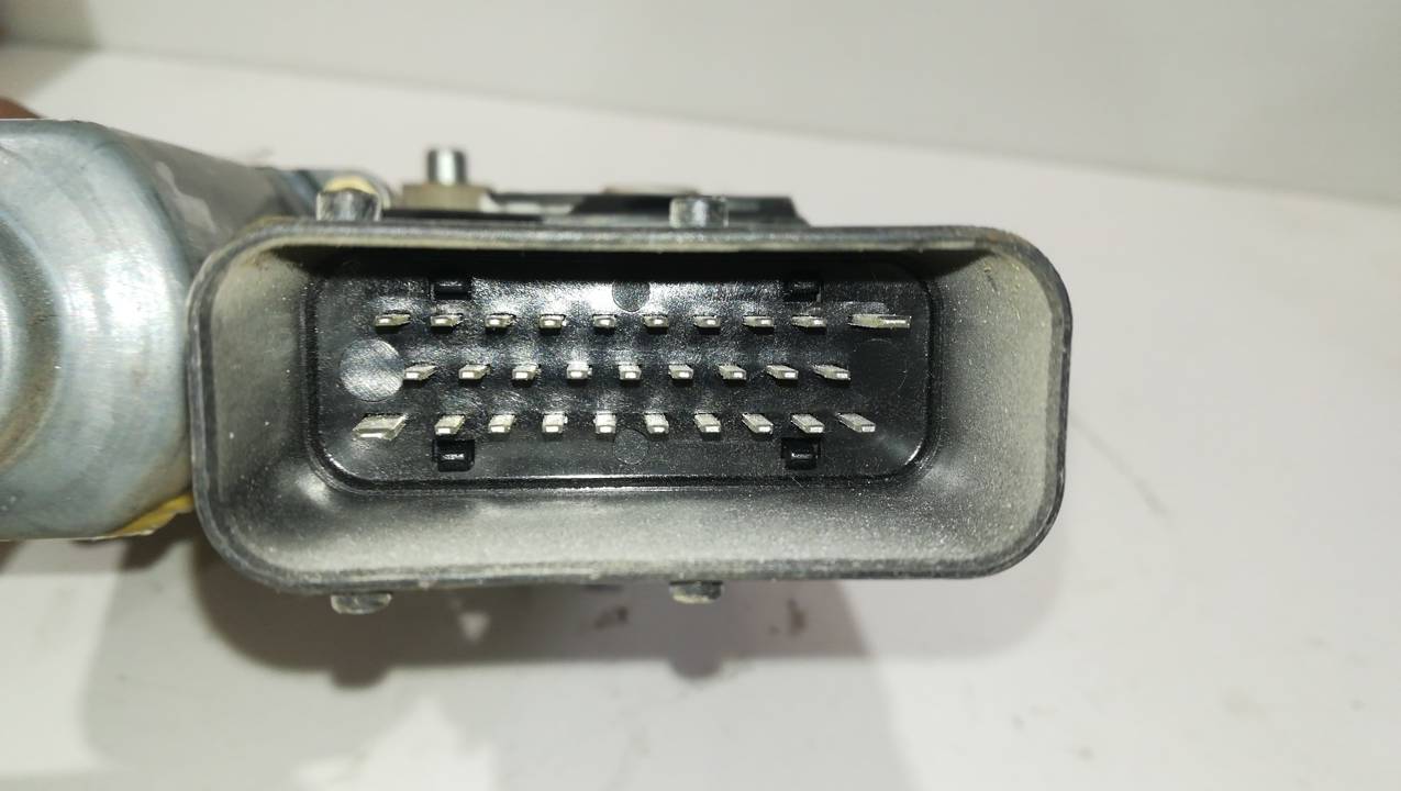 MOTOR ELEVALUNAS DELANTERO DERECHO