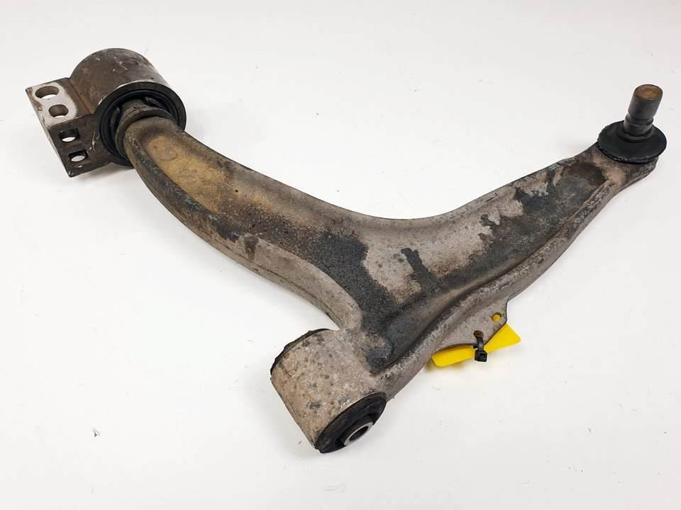 BRAZO SUSPENSION INFERIOR DELANTERO IZQUIERDO - FIAT - CROMA (194)