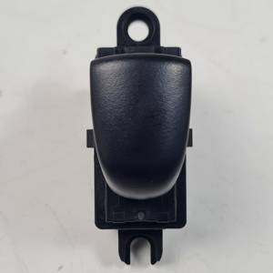 MANDO ELEVALUNAS TRASERO DERECHO 254111KL5A NISSAN JUKE (F15) Autodesguaces Alicante