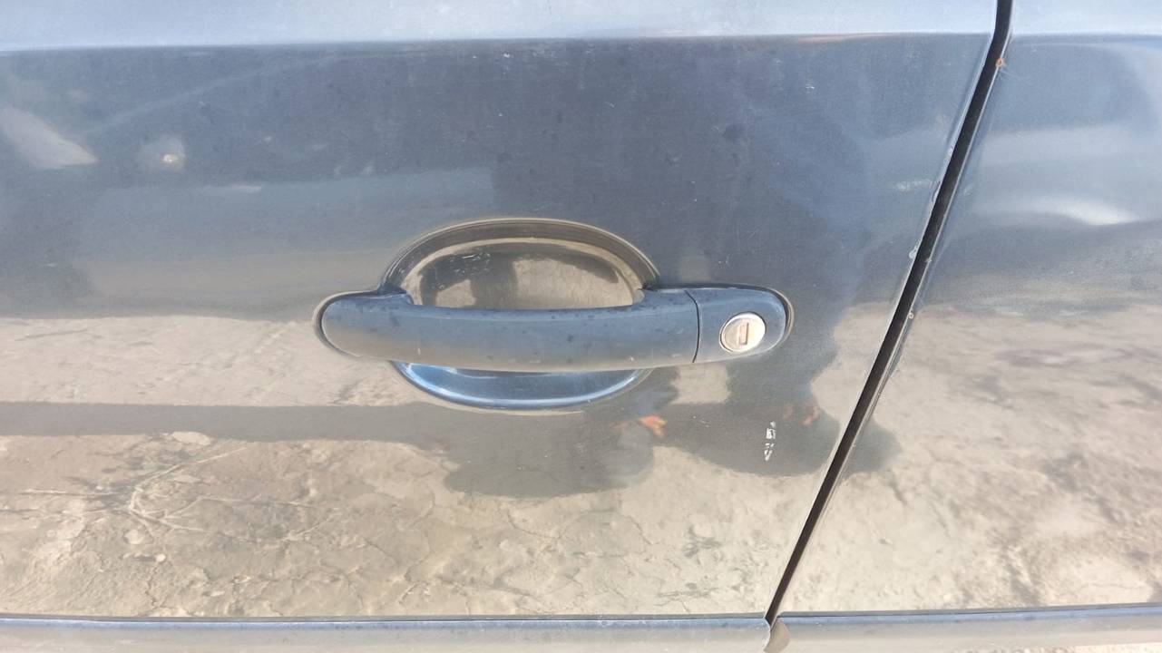 MANETA EXTERIOR DELANTERA IZQUIERDA