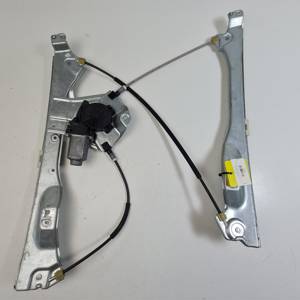 ELEVALUNAS DELANTERO DERECHO 8200291147 RENAULT CLIO III Autodesguaces Alicante