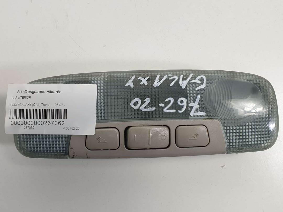 Plafonnier - 8A6A13K767AB34X1 - FORD - GALAXY (CA1)