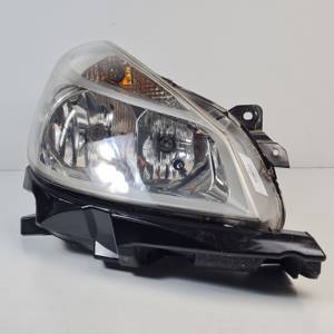 FARO DERECHO 8200865318 RENAULT CLIO III Autodesguaces Alicante
