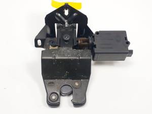 CERRADURA MALETERO / PORTON 8168892 BMW SERIE 5 TOURING (E39) Autodesguaces Alicante