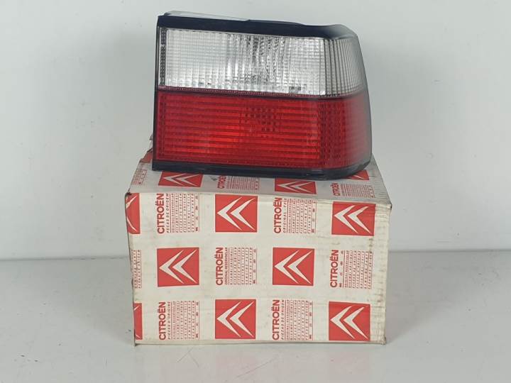 PILOTO TRASERO DERECHO 6351K0 CITROEN XANTIA BERLINA Autodesguaces Alicante