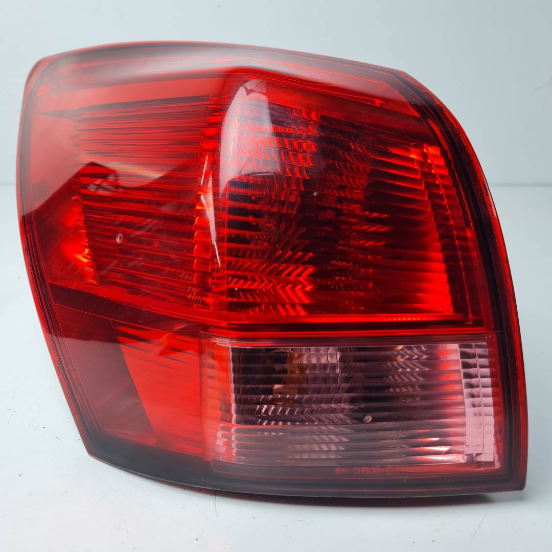 PILOTO TRASERO IZQUIERDO - 26555EY00A - NISSAN - QASHQAI (J10)
