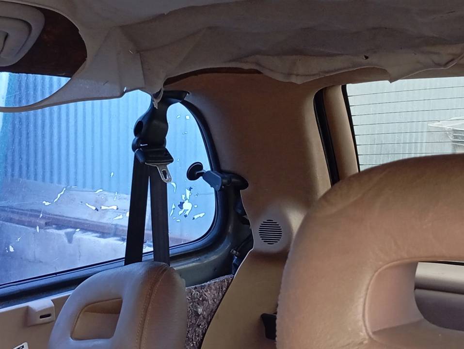 CINTURON SEGURIDAD TRASERO DERECHO
