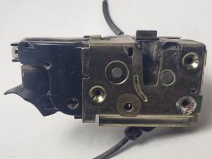 CERRADURA PUERTA DELANTERA IZQUIERDA RENAULT LAGUNA II (BG0) Autodesguaces Alicante