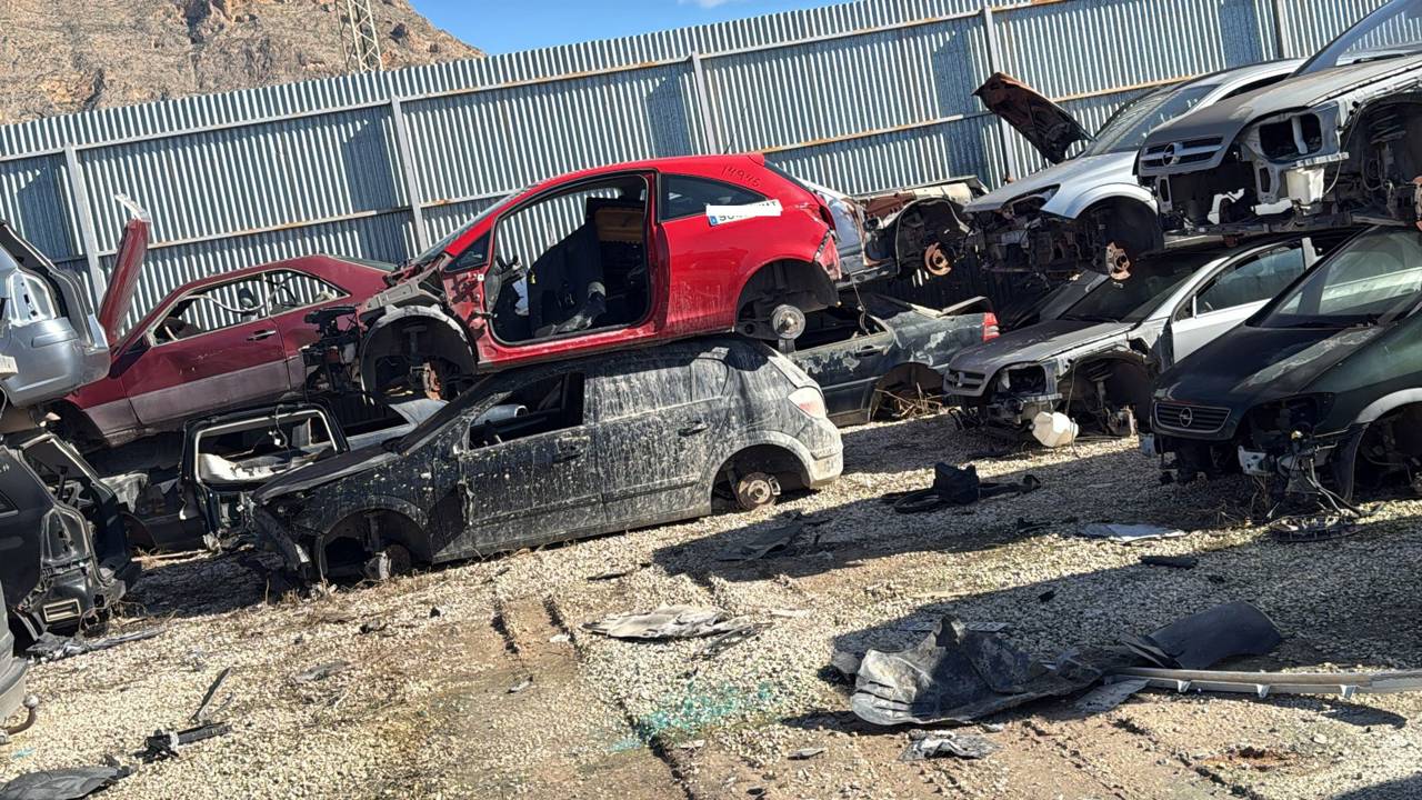 Imagen del vehículo OPEL ASTRA H BERLINA
