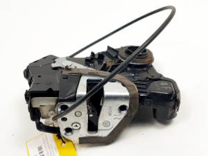 CERRADURA PUERTA DELANTERA DERECHA TOYOTA RAV 4 (A3) Autodesguaces Alicante