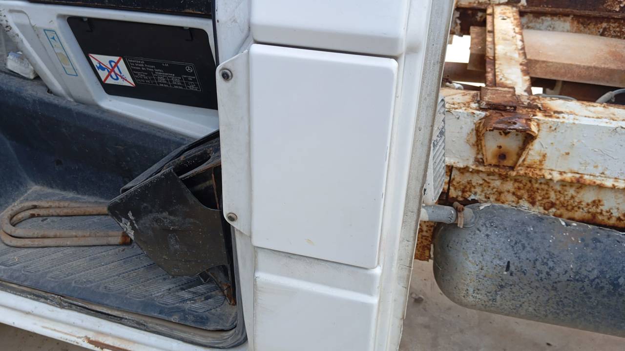 TAPA EXTERIOR COMBUSTIBLE