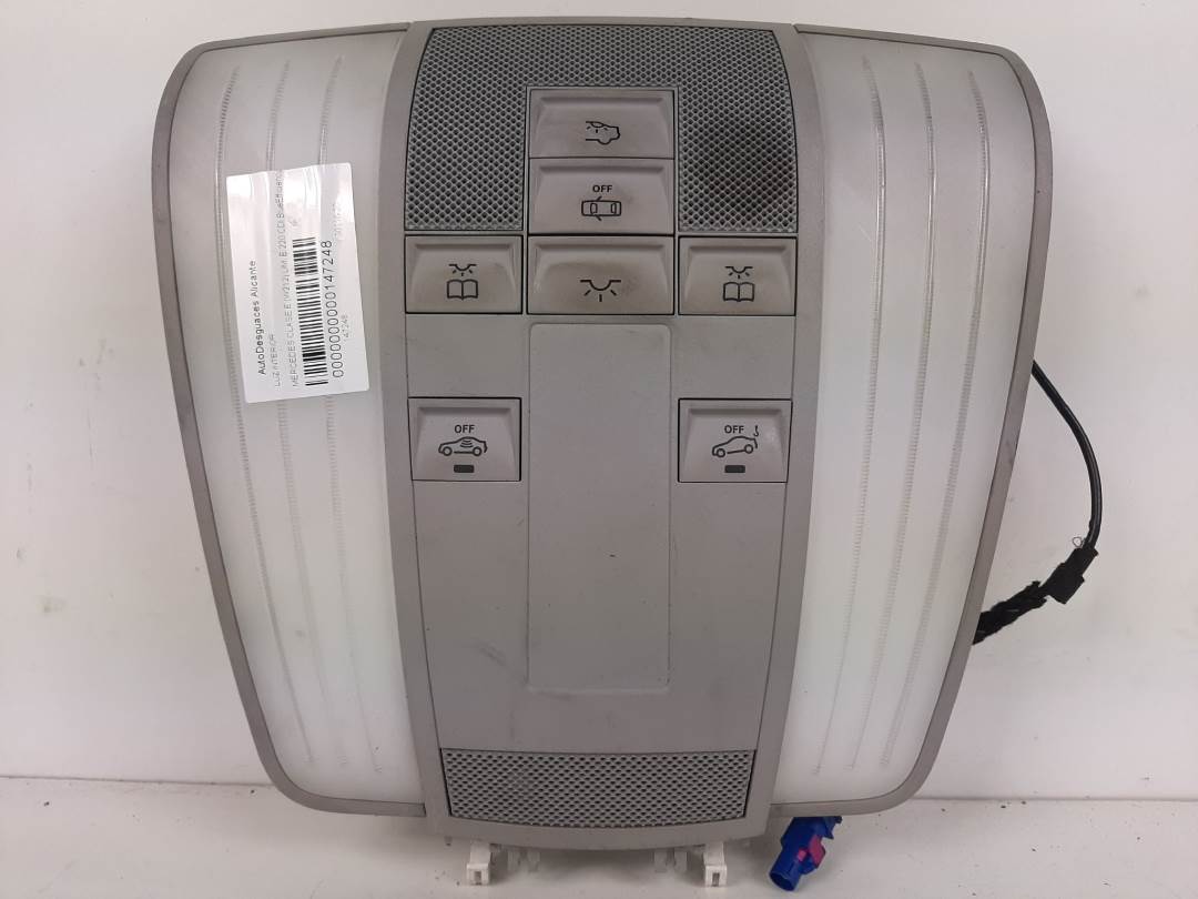 LUZ INTERIOR - A2129064301 - MERCEDES - CLASE E (W212) LIM.