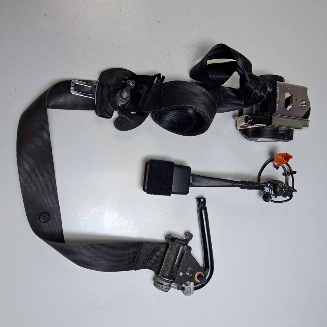 CINTURON SEGURIDAD DELANTERO IZQUIERDO - 635384500A - LAND ROVER - DISCOVERY 5