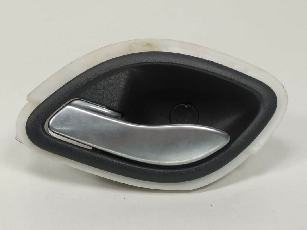 MANETA INTERIOR TRASERA IZQUIERDA - 8200000723 - RENAULT - VEL SATIS (BJ0)