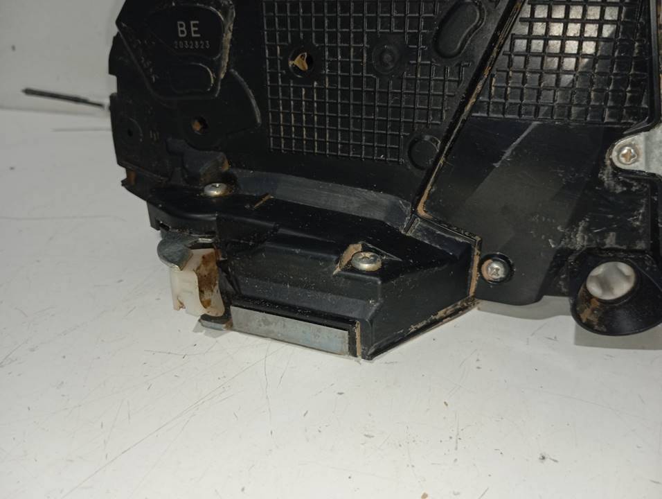 CERRADURA PUERTA DELANTERA IZQUIERDA