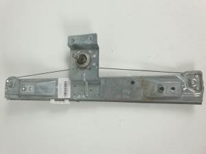 ELEVALUNAS TRASERO IZQUIERDO 503741 OPEL CORSA D Autodesguaces Alicante