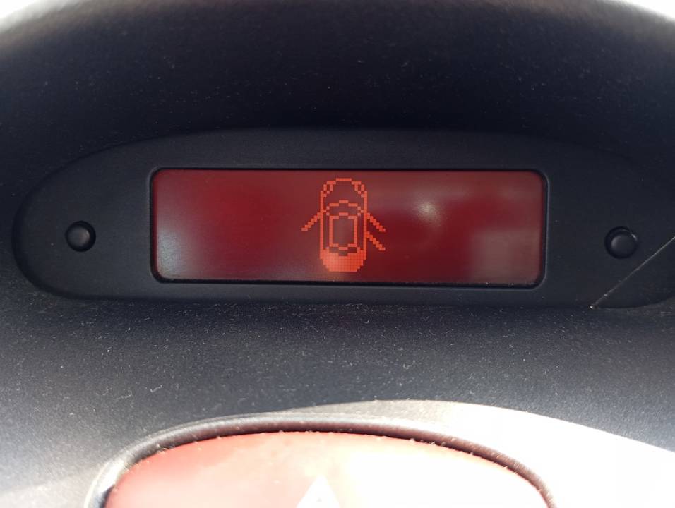 PANTALLA MULTIFUNCION