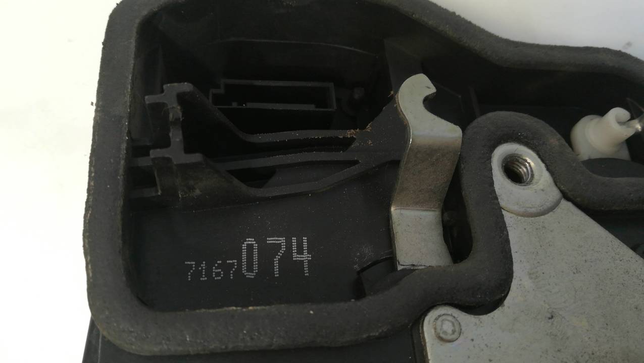 CERRADURA PUERTA DELANTERA DERECHA