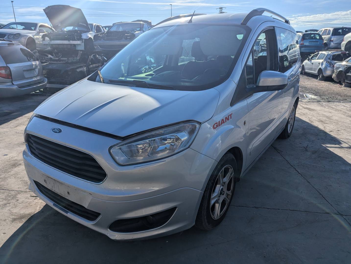 FORD TOURNEO COURIER (C4A) (2013 - ...)