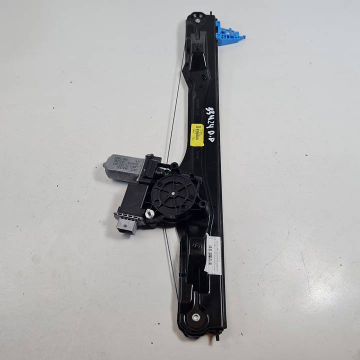 ELEVALUNAS DELANTERO DERECHO 51810879 OPEL COMBO Autodesguaces Alicante