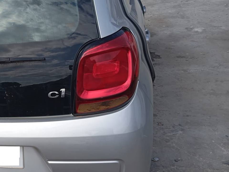 PILOTO TRASERO DERECHO