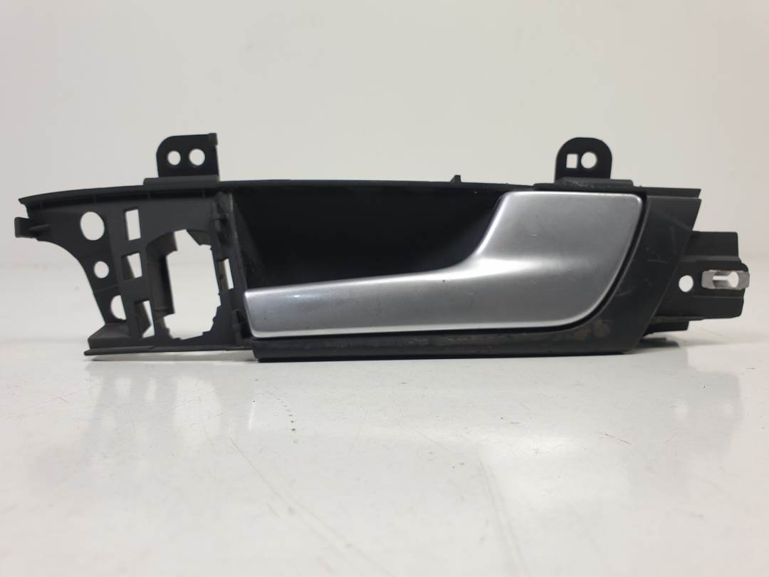 MANETA INTERIOR DELANTERA DERECHA - 8P4837020 - AUDI - A3 SPORTBACK (8P)