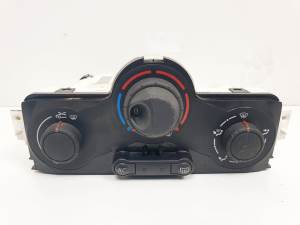 MANDO CALEFACCION / AIRE ACONDICIONADO F6665720 RENAULT SCENIC II (X84,JM) Autodesguaces Alicante
