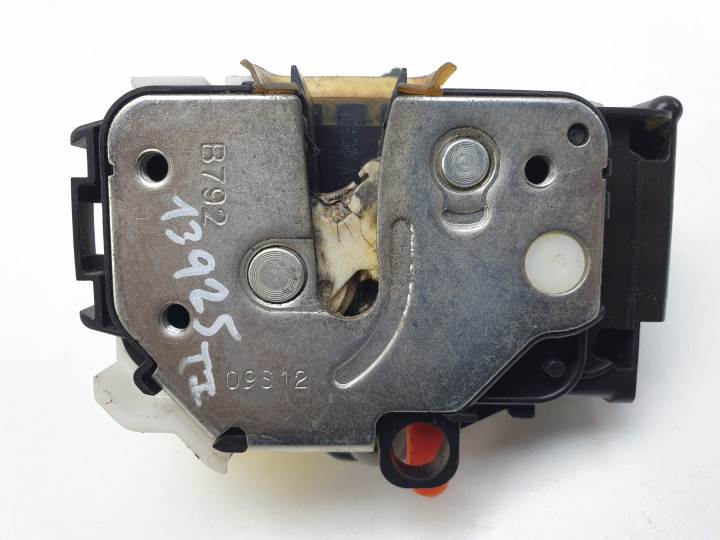 CERRADURA MALETERO / PORTON 51810891 FIAT DOBLO CARGO Autodesguaces Alicante