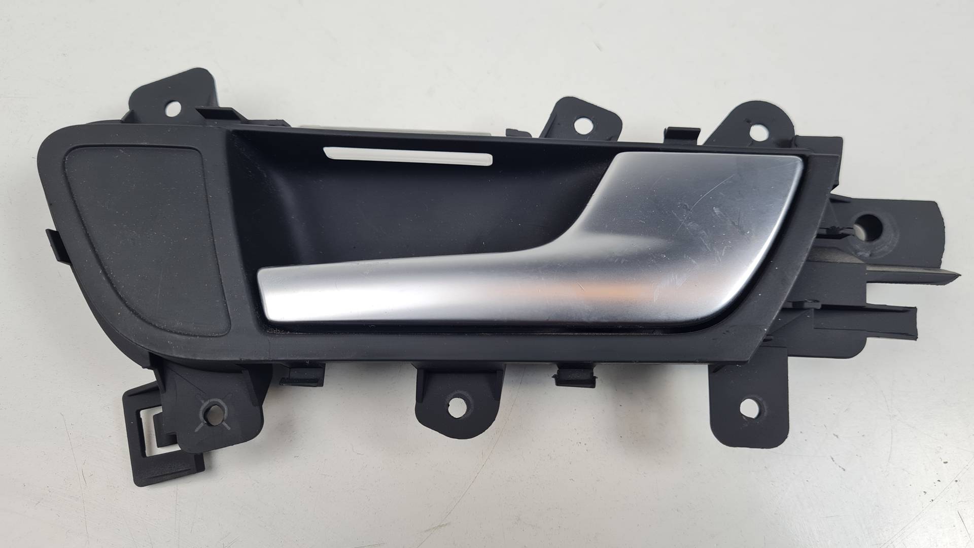 MANETA INTERIOR TRASERA DERECHA - 8K0839020 - AUDI - AUDI A4 AVANT (B8) (2008 - 2015)