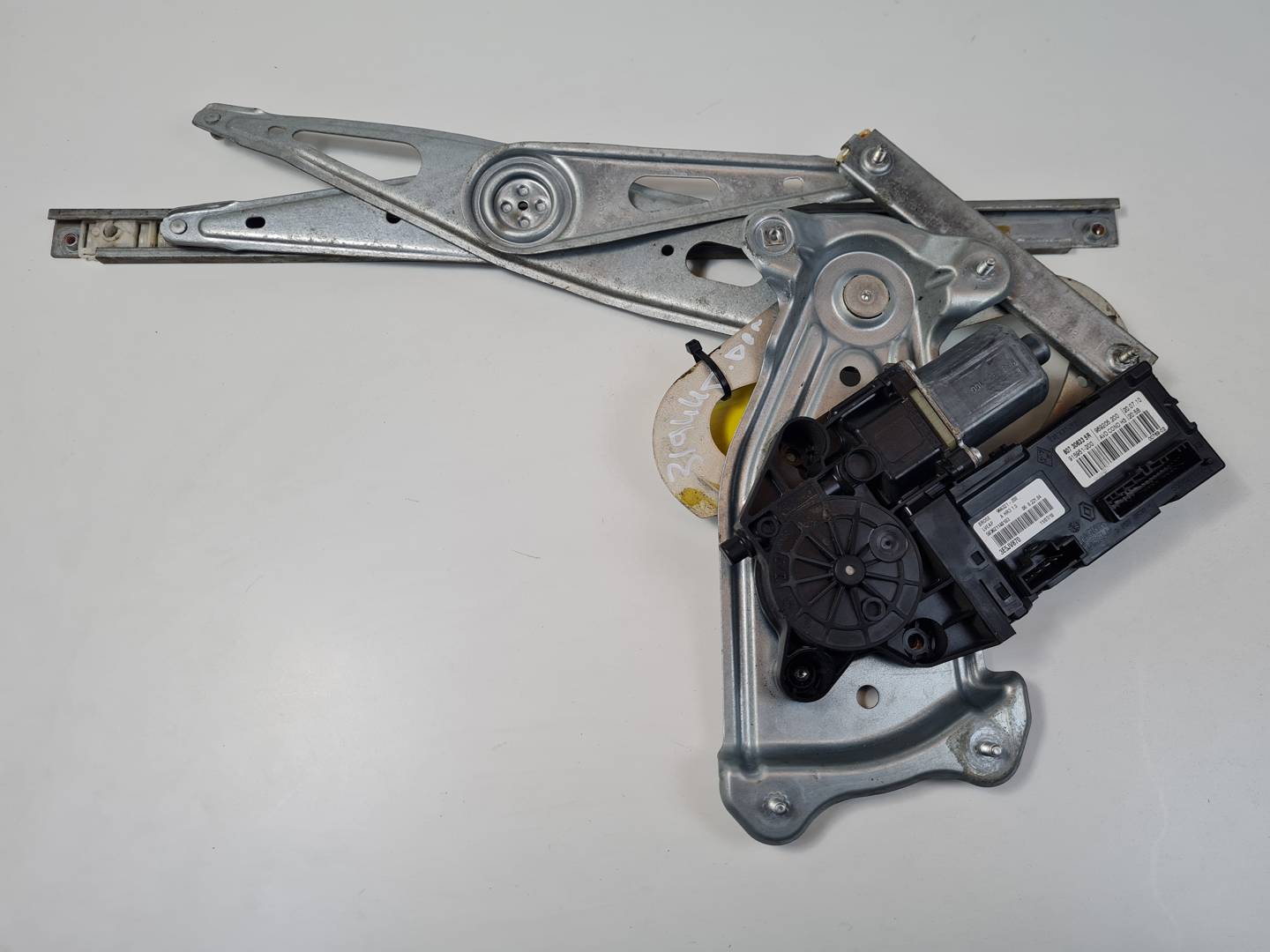 ELEVALUNAS DELANTERO DERECHO - 966415102 - RENAULT - SCENIC III (JZ)
