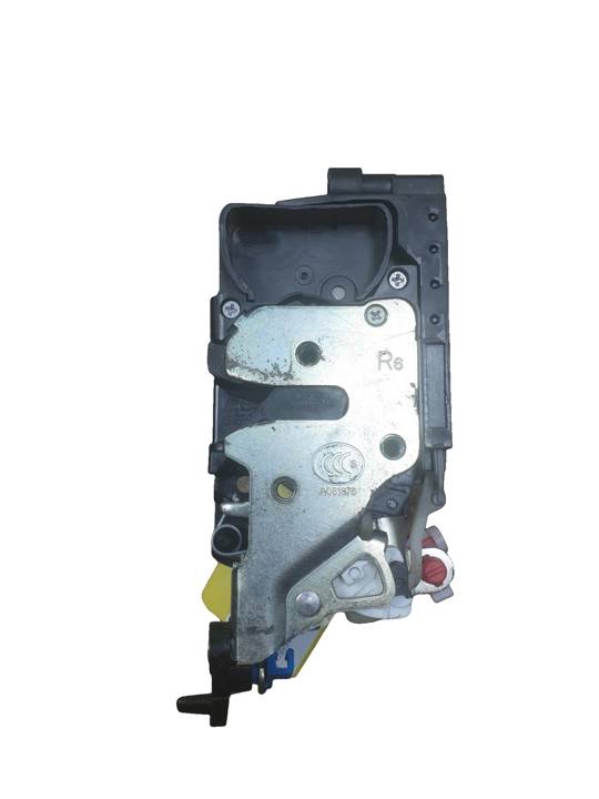 CERRADURA PUERTA TRASERA DERECHA SSANGYONG REXTON (Y250) Autodesguaces Alicante