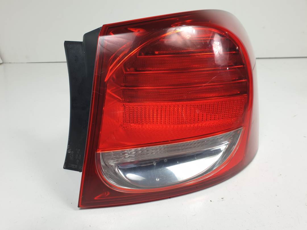 PILOTO TRASERO DERECHO INTERIOR - 30325R - LEXUS - GS (GS/US/WS19)