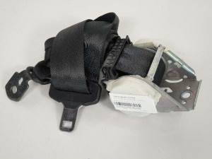 CINTURON SEGURIDAD TRASERO IZQUIERDO BM51611B68AF FORD FOCUS LIM. Autodesguaces Alicante