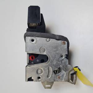 CERRADURA PUERTA TRASERA DERECHA 8166246 BMW SERIE 5 BERLINA (E39) Autodesguaces Alicante