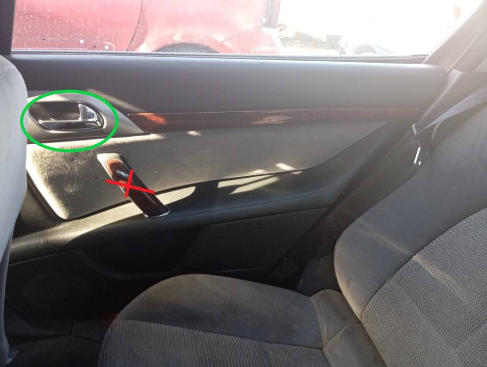 MANETA INTERIOR TRASERA DERECHA