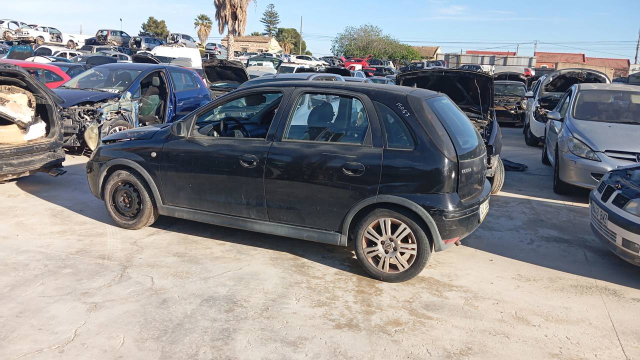 Imagen del vehículo OPEL CORSA C
