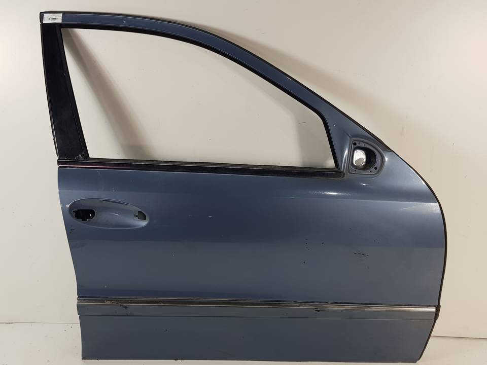 PUERTA DELANTERA DERECHA MERCEDES CLASE E (W211) BERLINA Autodesguaces Alicante