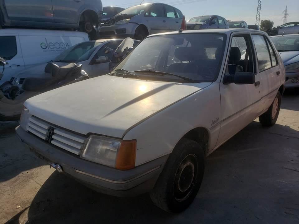 PEUGEOT 205 BERLINA (1983 - 1998)