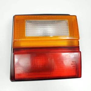 PILOTO TRASERO DERECHO INTERIOR 443945226 AUDI 100 BERLINA (443) Autodesguaces Alicante