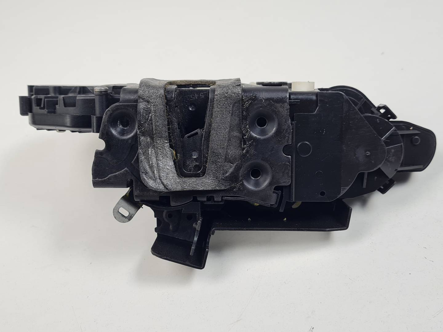 CERRADURA PUERTA TRASERA DERECHA - 8X2A26412AC - LAND ROVER - DISCOVERY 4